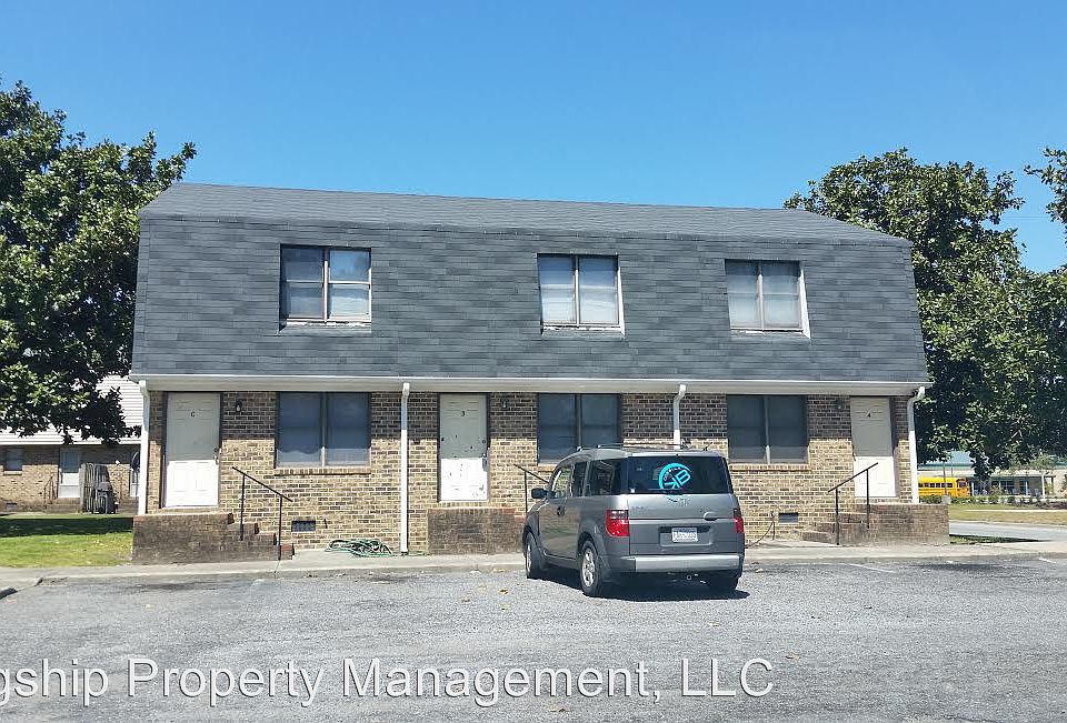 1st image of 102 Cedar Ct APT A