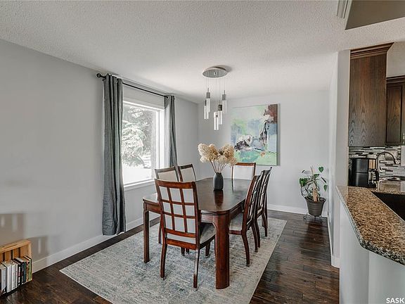 5th image of 335 Thain CRESCENT