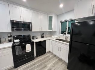 211 W 67th Way, Long Beach, CA 90805