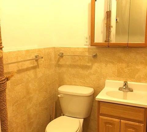 5th image of 79 Underhill Ave APT 2L