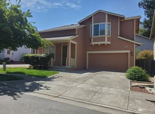 405 Christensen Ct, Cotati, CA 94931