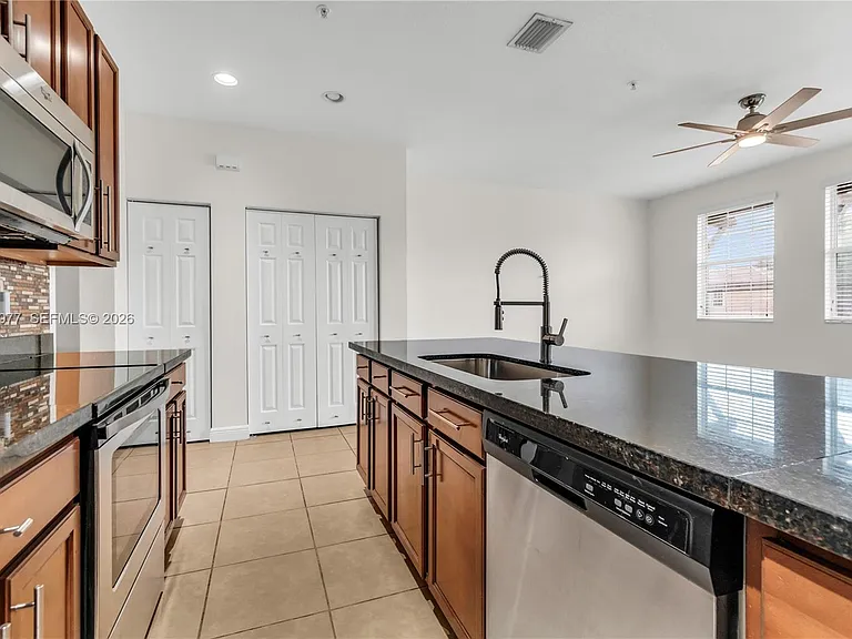 936 SW 147th Ave #2903 — Photo 19