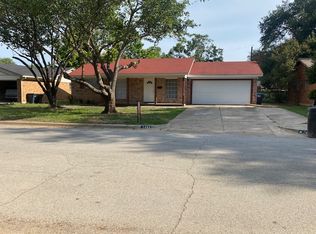 7452 Beaty St, Fort Worth, TX 76112