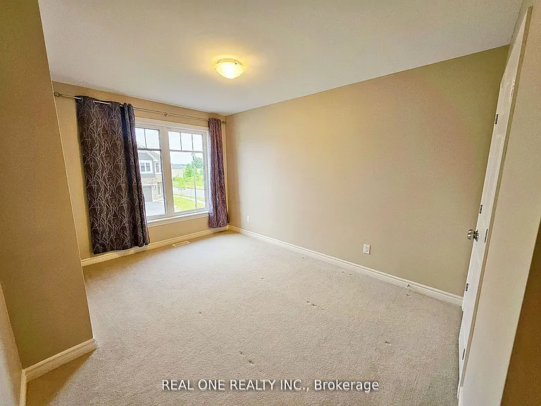 1103 Barrow Ave — Photo 8