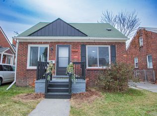 20912 Universal Ave, Eastpointe, MI 48021