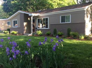 2807 Beacon Hill St, Ann Arbor, MI 48104