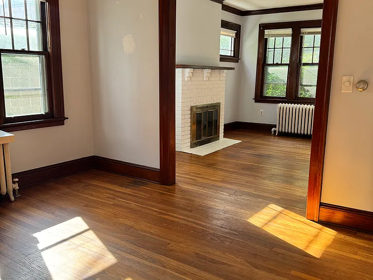 255 Park Rd #1 — Photo 8