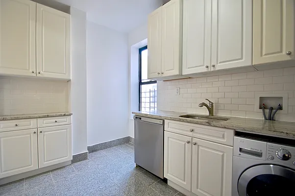 Rented by Corcoran | media 11