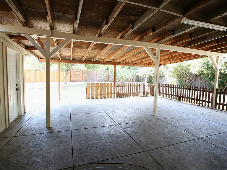 2020 Leland Way — Photo 20