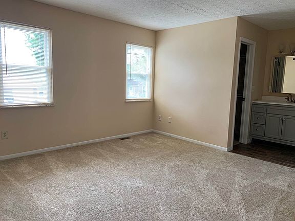 5th image of 1800 Watertower Dr #1800