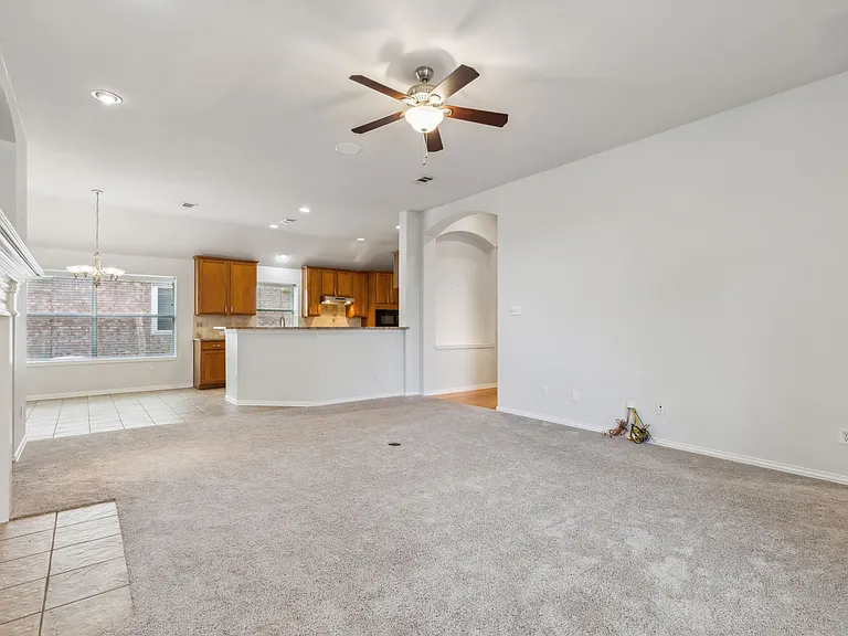 8447 Firewheel Ln — Photo 13