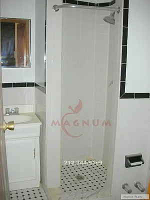 Rented by Magnum Realty Holdings, LLC | media 16