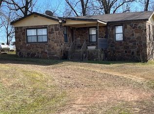 1035 E 1st Ave, Gentry, AR 72734
