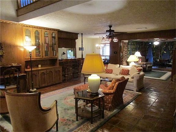 4th image of 4322 Argentina Cir