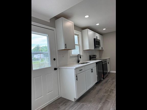 5th image of 339 Nashoba Ave