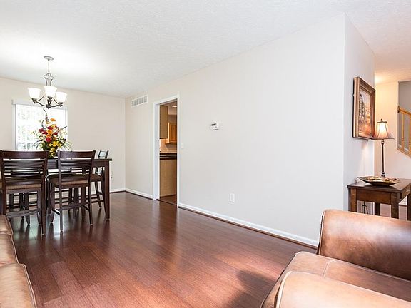 4th image of 146 Clearwater Dr