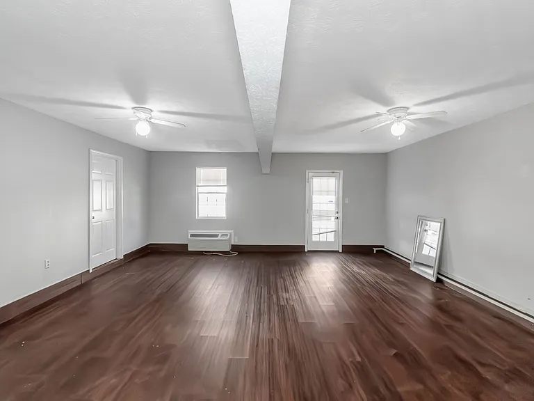 401 Edgewood Dr — Photo 33