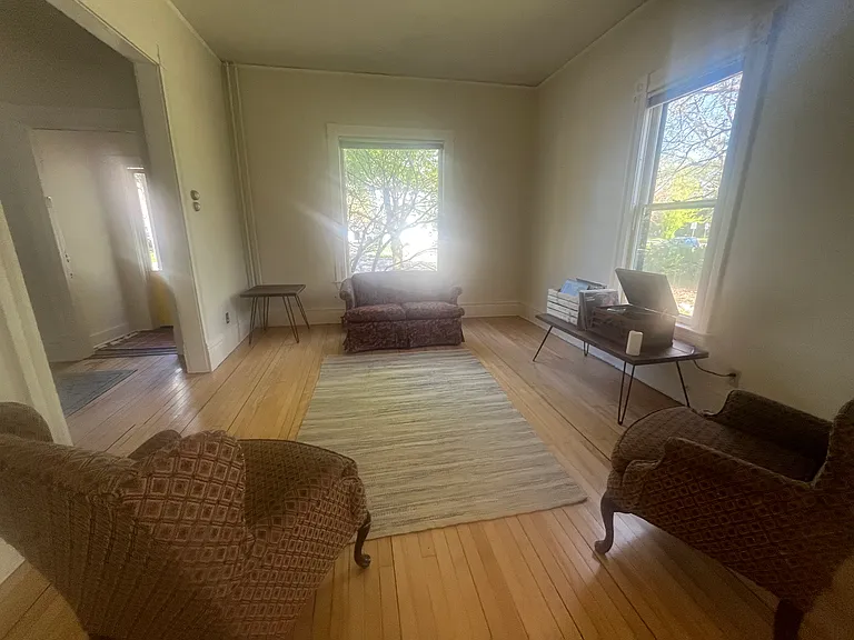 112 Nevada St S — Photo 3