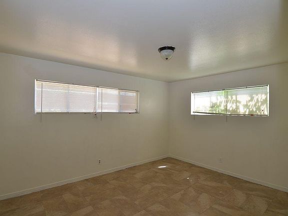5th image of 3758 N Abby St #3758
