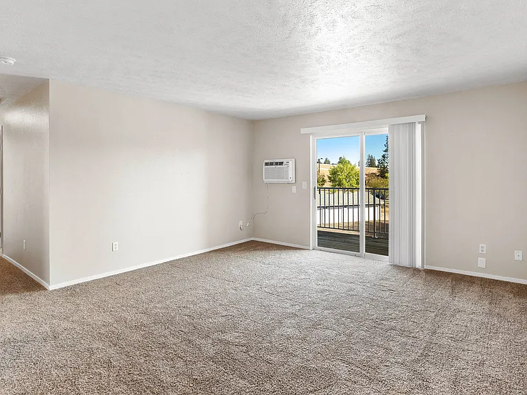 2 Bed 2 Bath - Living Area