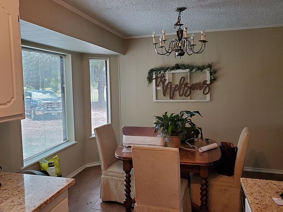 3rd image of 217 Hillcrest Dr