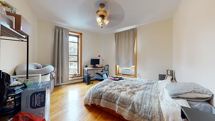 Rented by Bond New York | media 15