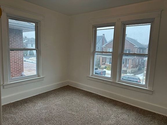 4th image of 53 W Granada Ave #2
