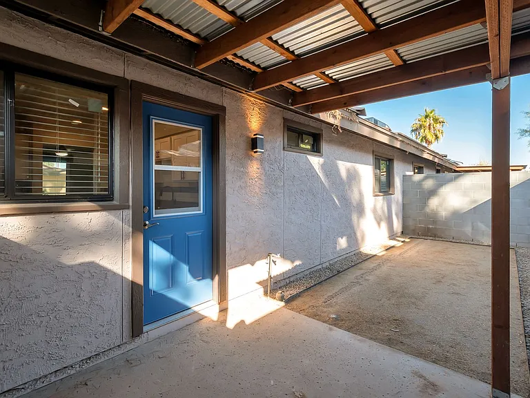 515 E Dunbar Dr — Photo 14
