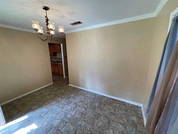 5th image of 7713 Gideon St