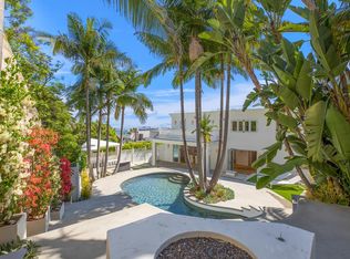 1330 Londonderry Pl, Los Angeles, CA 90069