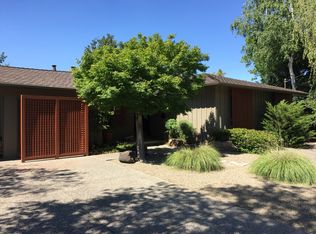 650 E Angela St, Pleasanton, CA 94566
