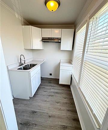 4th image of 5718 Vermillion Blvd #B