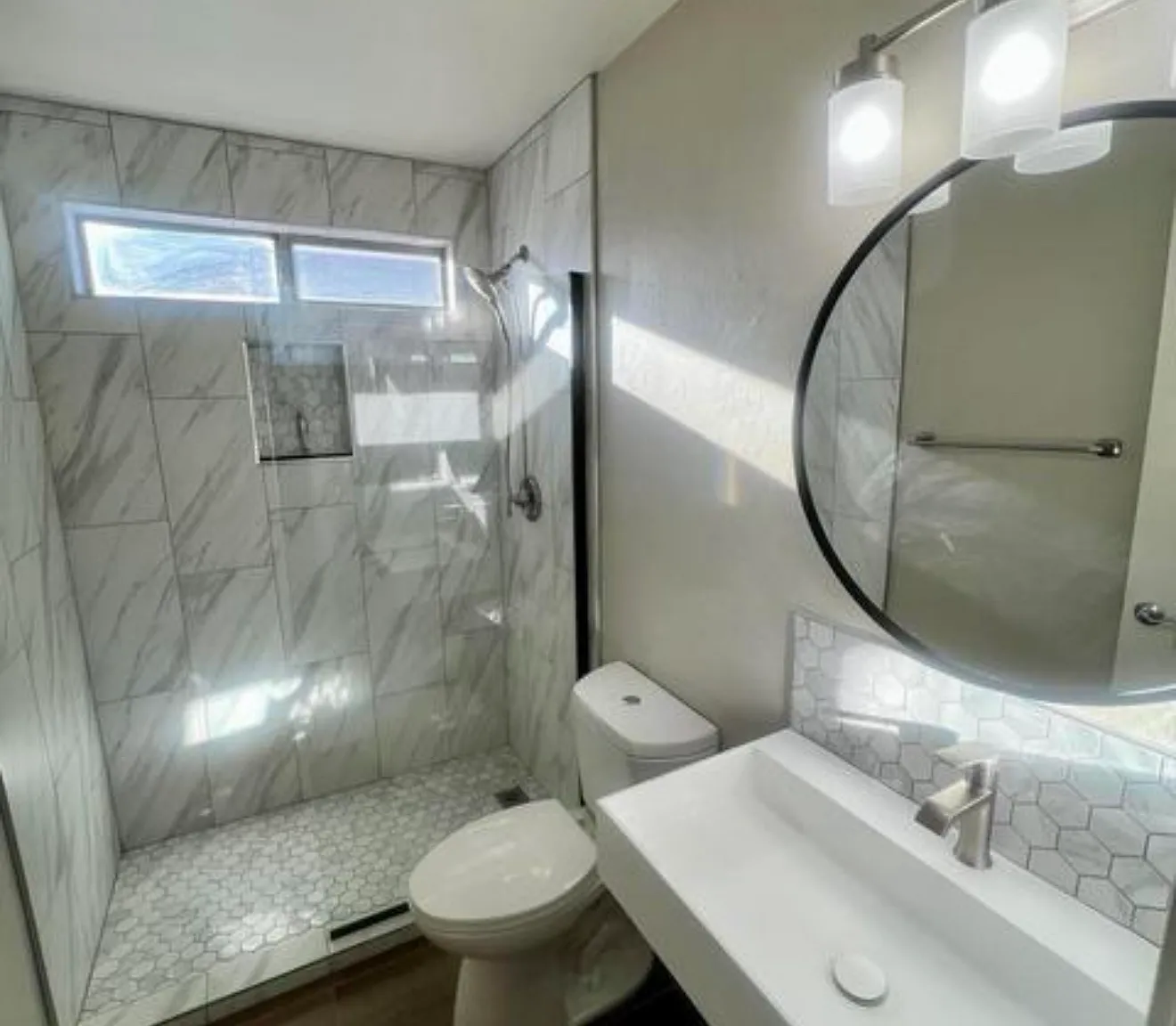 3 bed, 1272 sqft, $2,400 — Photo 3