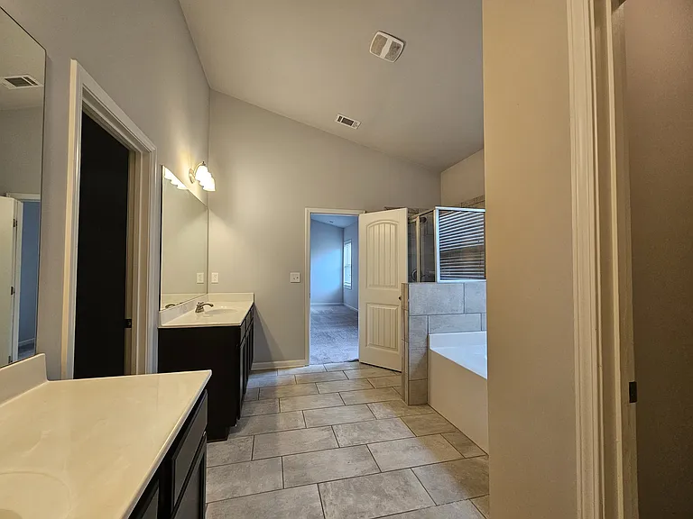 7561 Silk Tree Point — Photo 16