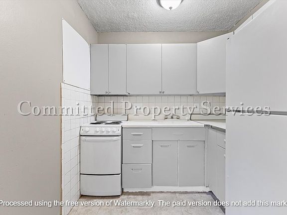 5th image of 16611 Greenfield Rd #1