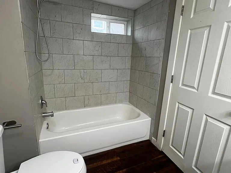 604 N 10th Ave — Photo 13