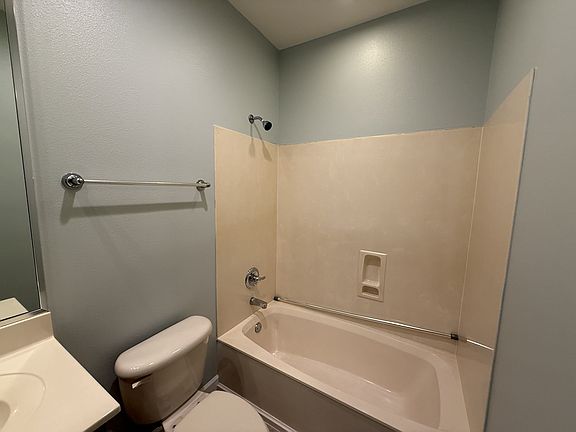 5th image of 59 Christian Dr #1