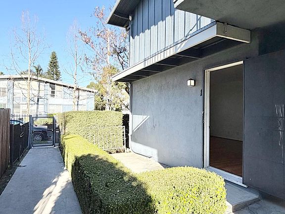 4th image of 4004 Palmwood Dr APT 1