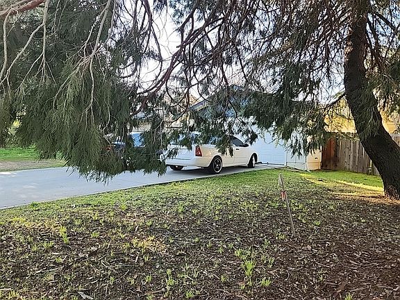 2nd image of 49702 Pierce Dr