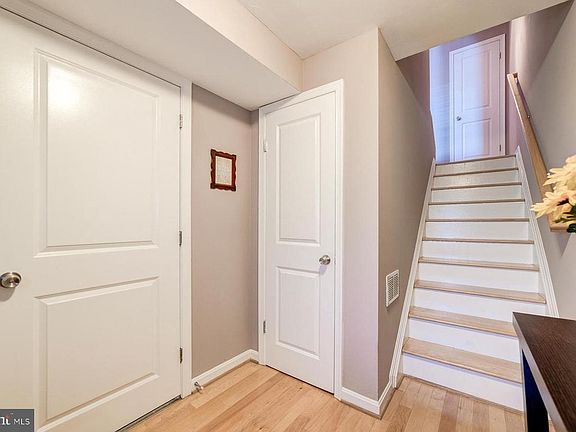 3rd image of 607 N Piedmont St
