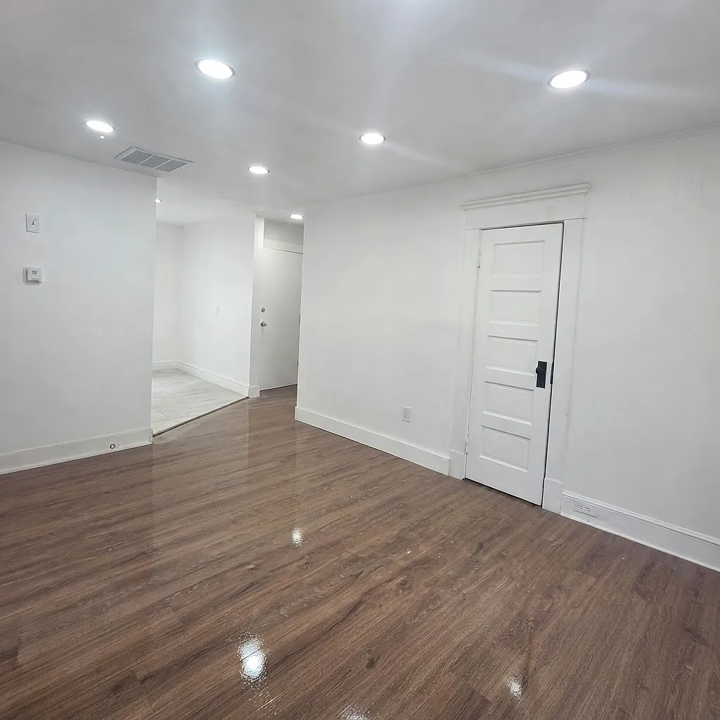 3 bed, 1124 sqft, $1,850 — Photo 3