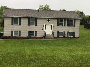 16 Roberson Ave, Pine Bush, NY 12566