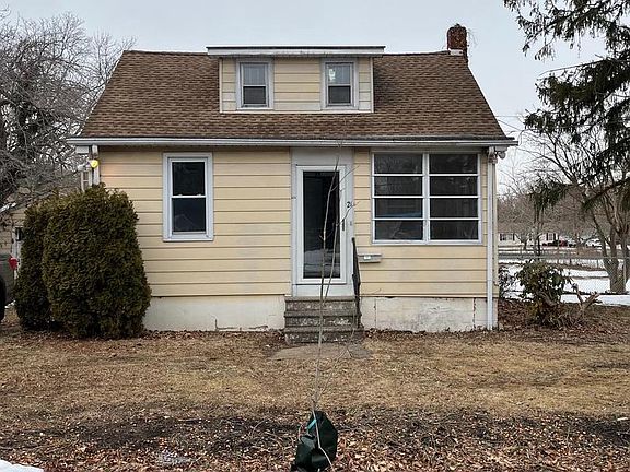 2nd image of 21 Morris Ave
