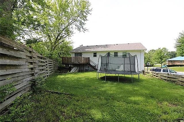 2nd image of 1003 Montserrat Park Rd
