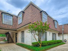 1045 Shook Ave