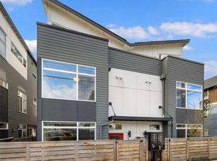 6913 Carleton Ave S #B, Seattle, WA 98108
