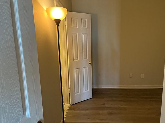 bedroom#1 with bathroom#1