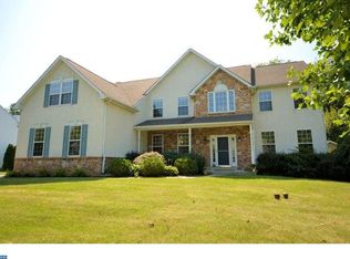 1712 Reserve Dr, Collegeville, PA 19426