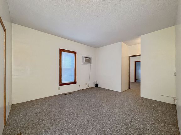 2nd image of 519 Welch Ave Unit 2