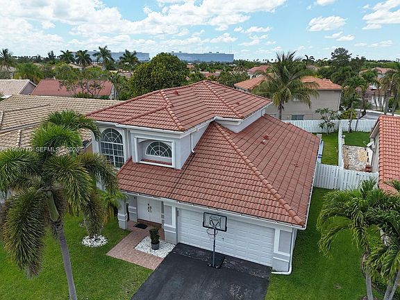 2nd image of 1421 NW 129th Ave